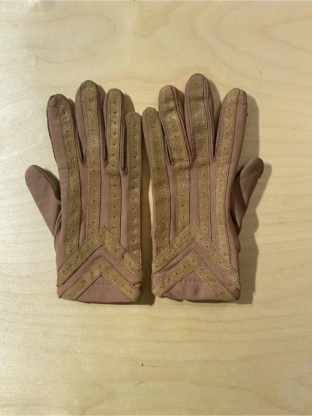 Aris stylish taupe